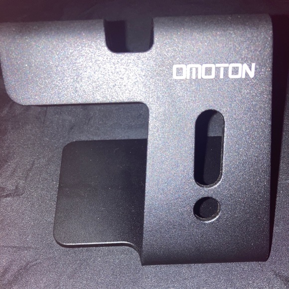 Apple IPhone & Apple Watch Charging Stand - Picture 2 of 3